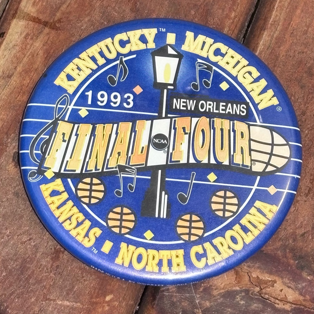 Vintage 1993 Ncaa Basketball Final Four Pin Back Button